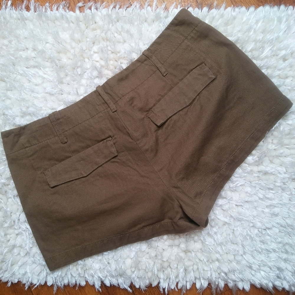 Rush Shorts - Picture 2 of 3